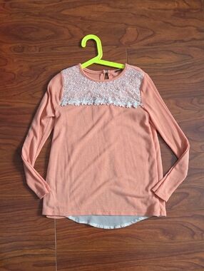 Peach Lace Yoke Long-Sleeve Girls' Top